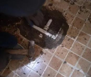 疏附卫生间漏水维修公司为您分享下卫生间渗水如何处理及注意事项